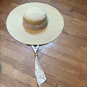 Crewcuts Straw Hat with floral Band new with tags